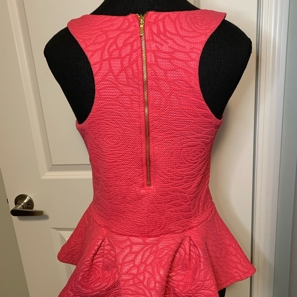 Bebe ladies sleeveless shirt in size M - Picture 10 of 13